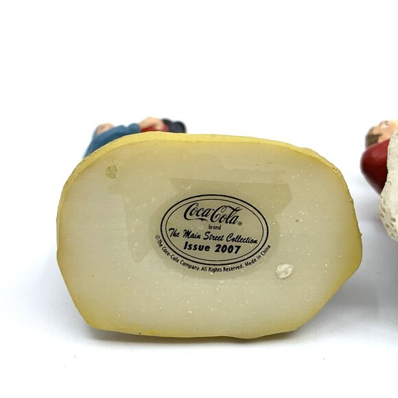 3 Coca-Cola Main Street Collection Figurines Coke Vendor Skiers Father Son Vtg - Picture 5 of 9